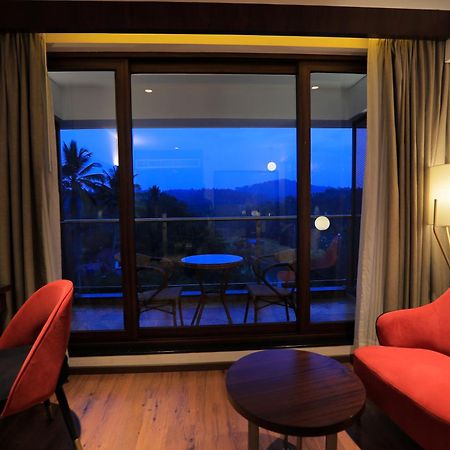 Saugandhika West Gate Hotell Wayanad Eksteriør bilde