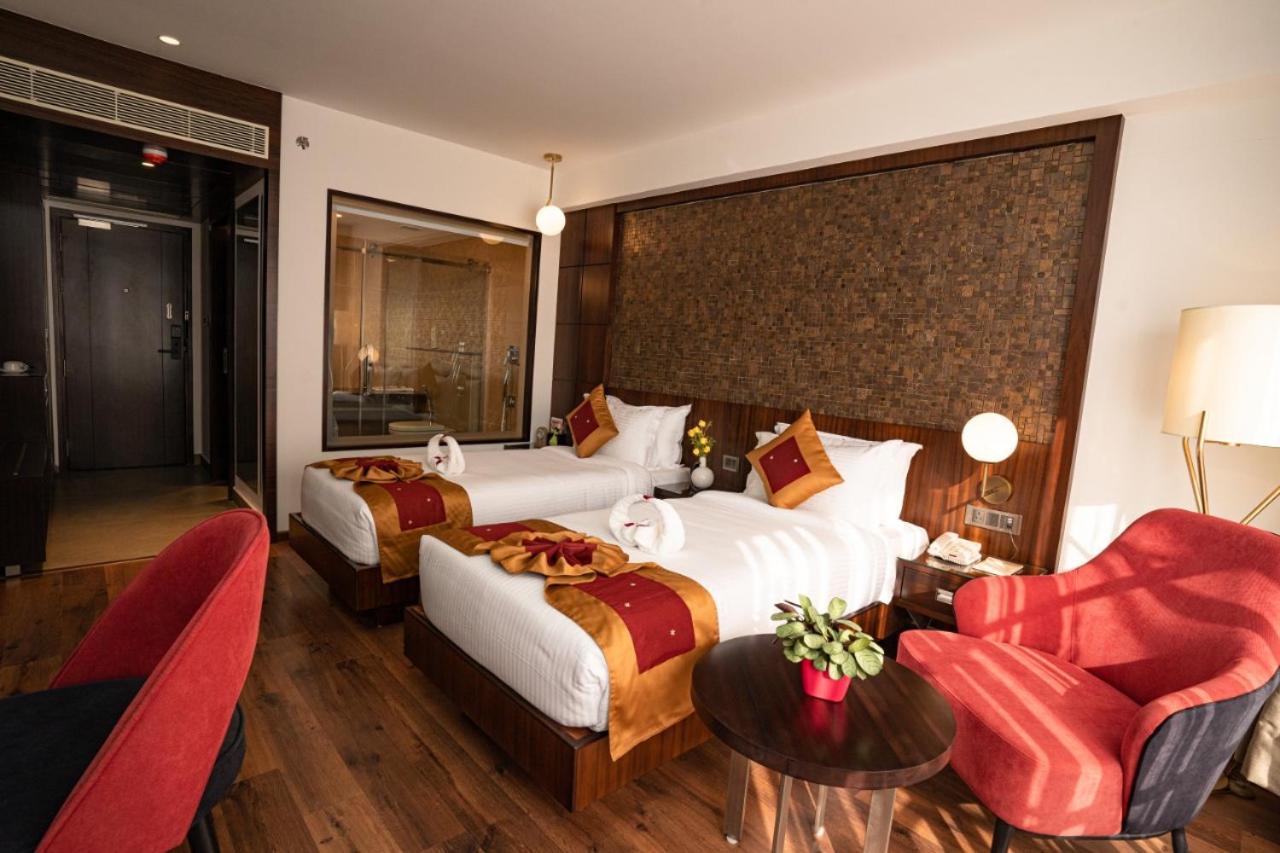 Saugandhika West Gate Hotell Wayanad Eksteriør bilde